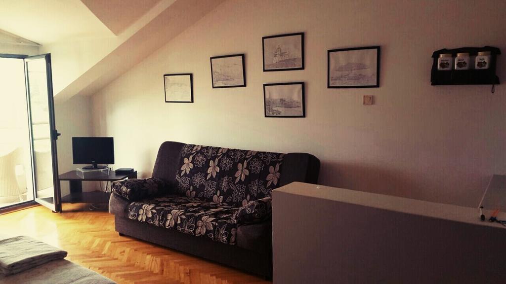 Apartment The Royal Pg Podgorica Exterior photo